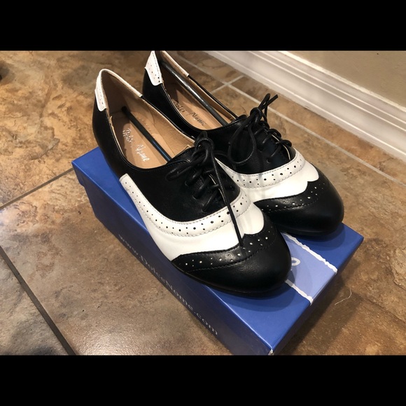 Dolce Nome Shoes - ( BRAND NEW! ) DOLCE NOME SHOE, SIZE 6. HEATHERS